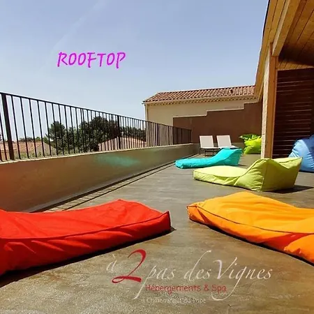 A 2 Pas Des Vignes, Hebergements Et Spa, Maison Numero 6, A Du Pape Villa
